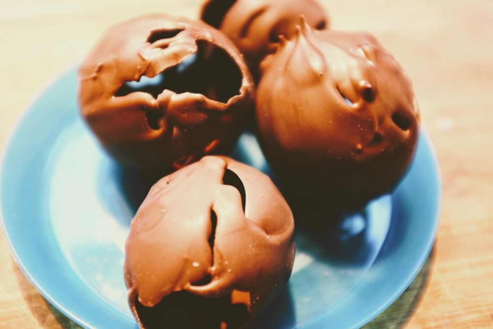 DIY homemade chocolate eggs easter science projects