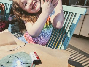 diy conductive slime to light an LED electric slime