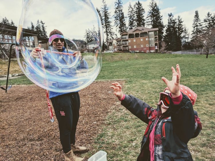 Physics of Giant Soap Bubbles